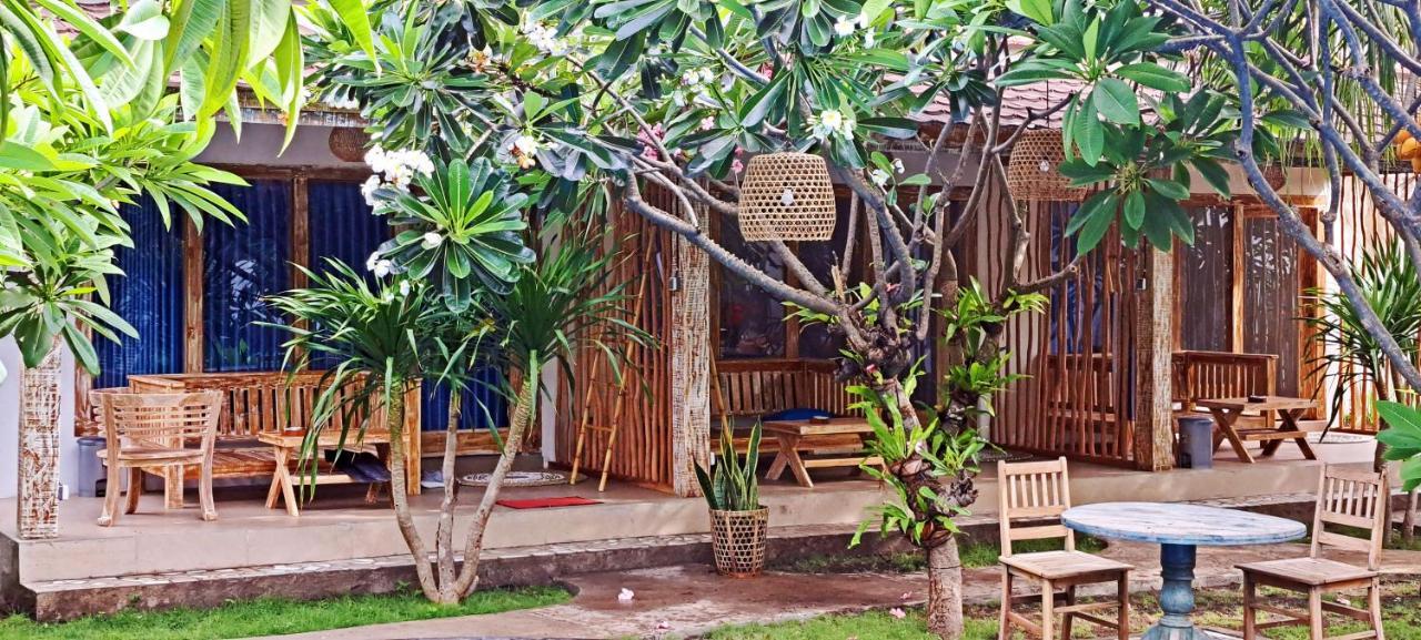 Oasis Villas Gili Trawangan Dış mekan fotoğraf