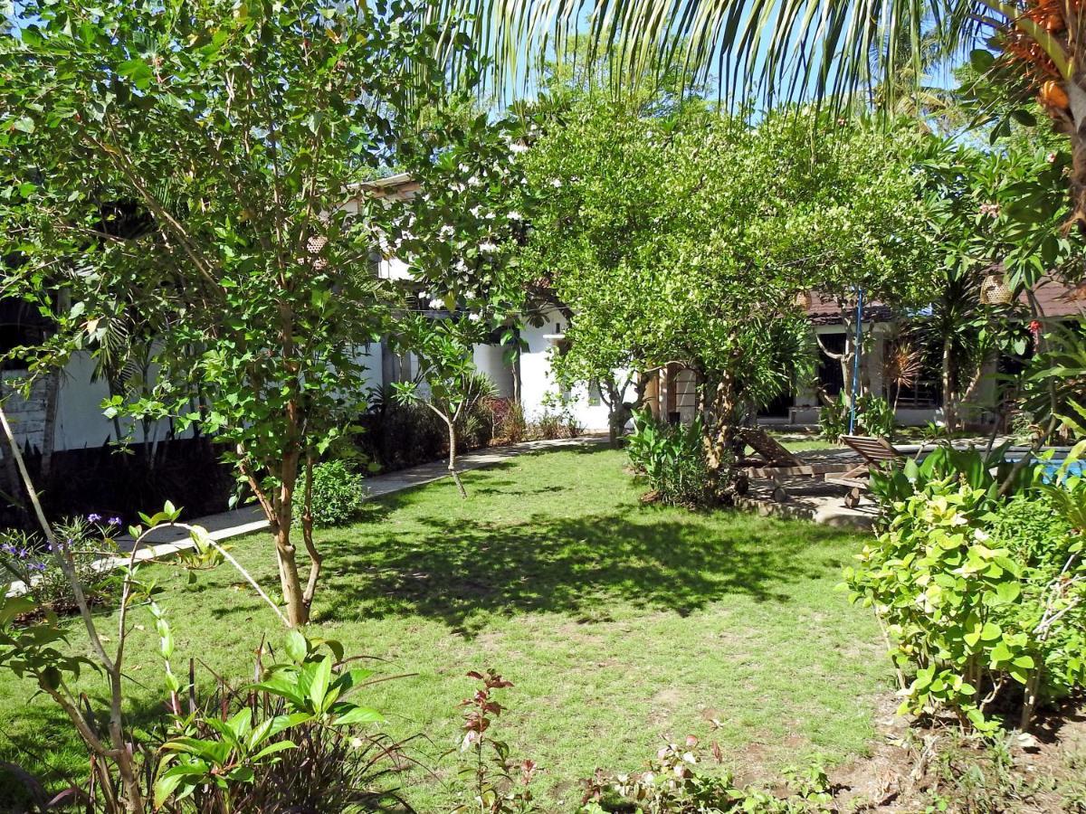 Oasis Villas Gili Trawangan Dış mekan fotoğraf